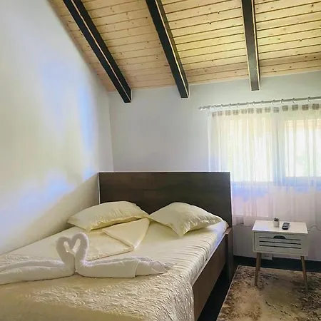 Casa Pescarului Jim Lodge