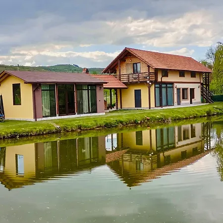 Casa Pescarului Jim Cuptoare (Cornea, Caras-Severin)